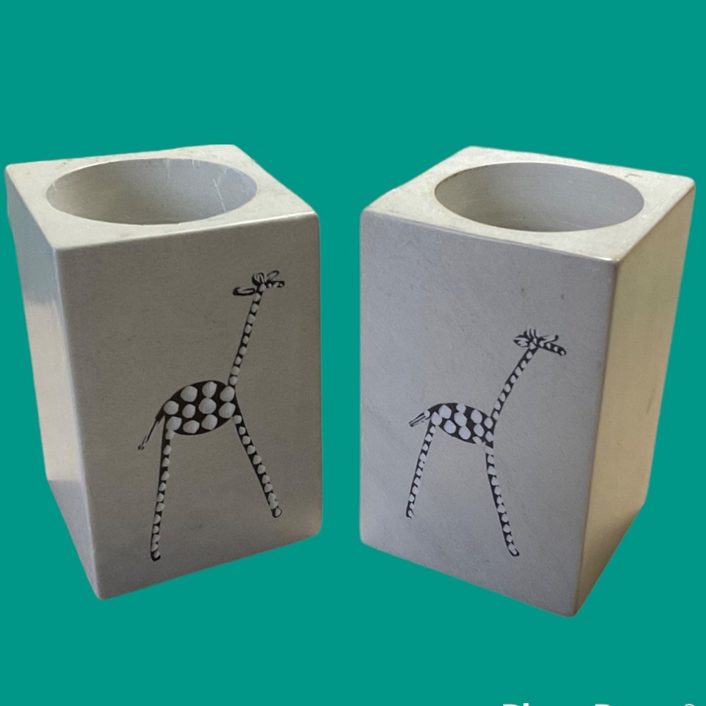Set of 2 Soapstone carved tea light holders Giraffe
